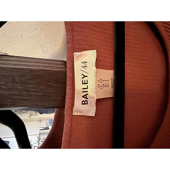 Bailey 44 Rust Ruffle Sleeve Ribbed Knit Top Size S - Picture 2 of 3